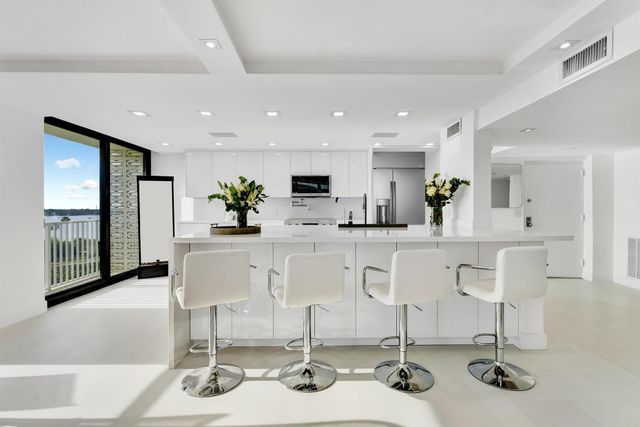 3360 S Ocean Boulevard 5 G Ii, Palm Beach, FL 33480