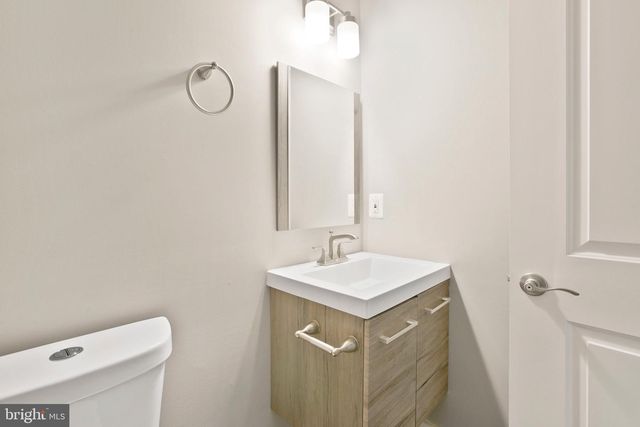 910 PONCA ST, Baltimore, MD 21224