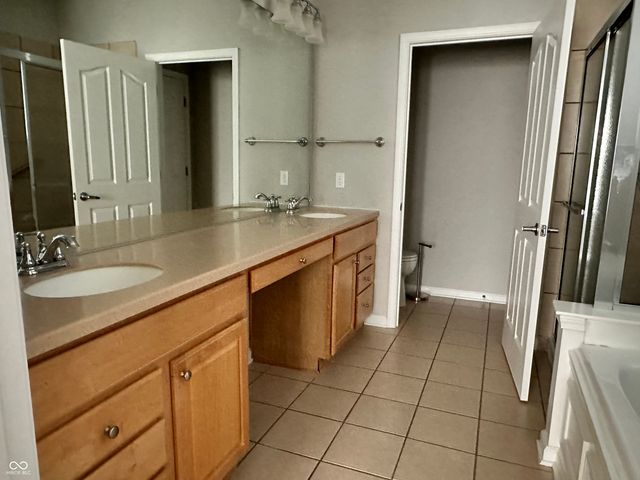 13023 Venito Trail, Fishers, IN 46037