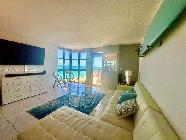 2555 Collins Ave 1914, Miami Beach, FL 33140