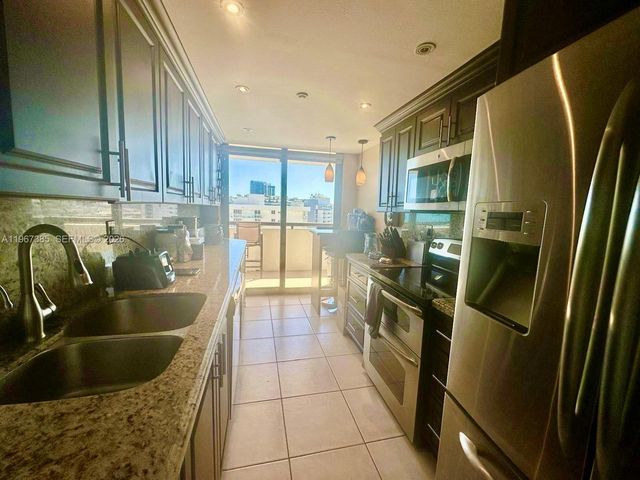 2555 Collins Ave 1914, Miami Beach, FL 33140