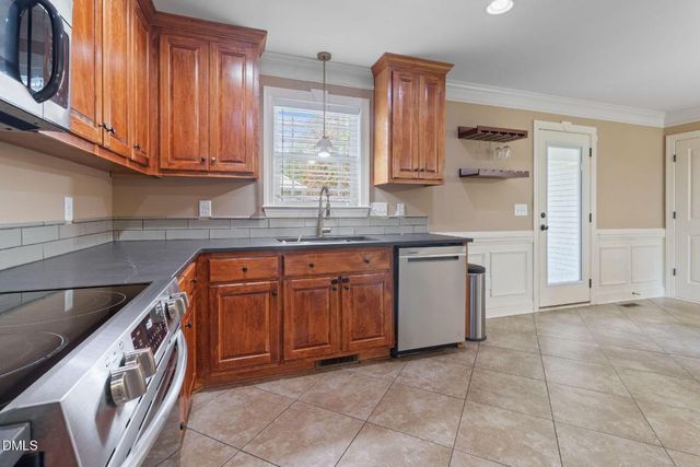 716 Manor Hills Road, Lillington, NC 27546