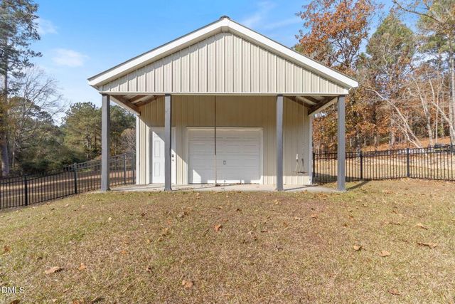 716 Manor Hills Road, Lillington, NC 27546