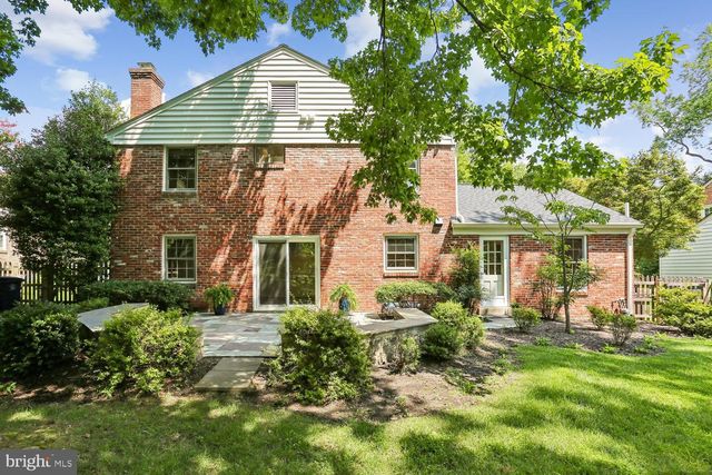 2414 CHILHAM PL, Potomac, MD 20854
