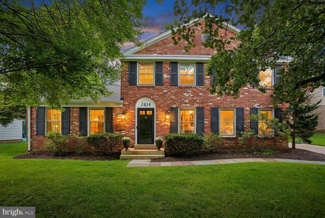 2414 CHILHAM PL, Potomac, MD 20854