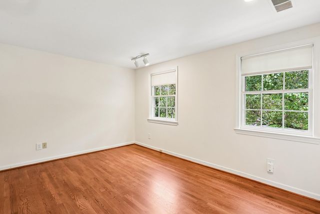 2414 CHILHAM PL, Potomac, MD 20854