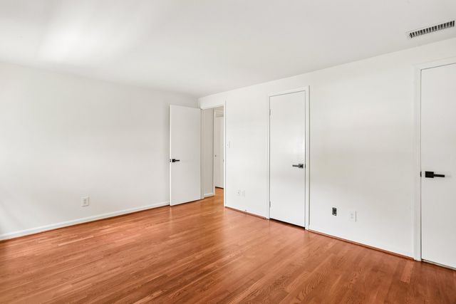 2414 CHILHAM PL, Potomac, MD 20854
