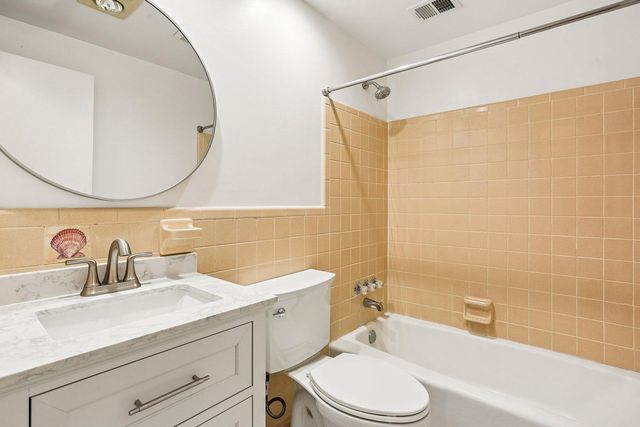 2414 CHILHAM PL, Potomac, MD 20854