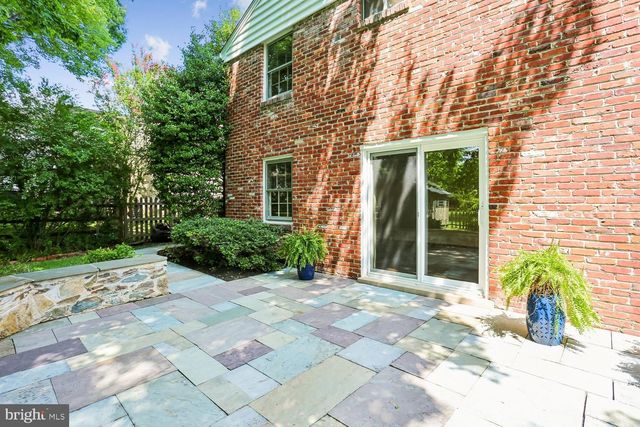 2414 CHILHAM PL, Potomac, MD 20854
