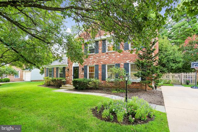 2414 CHILHAM PL, Potomac, MD 20854