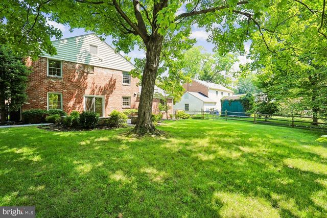 2414 CHILHAM PL, Potomac, MD 20854