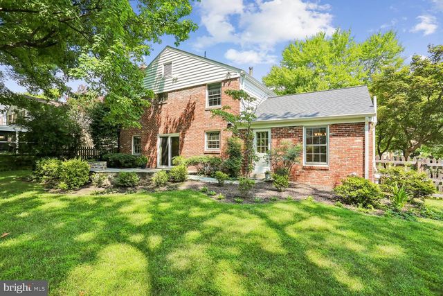 2414 CHILHAM PL, Potomac, MD 20854