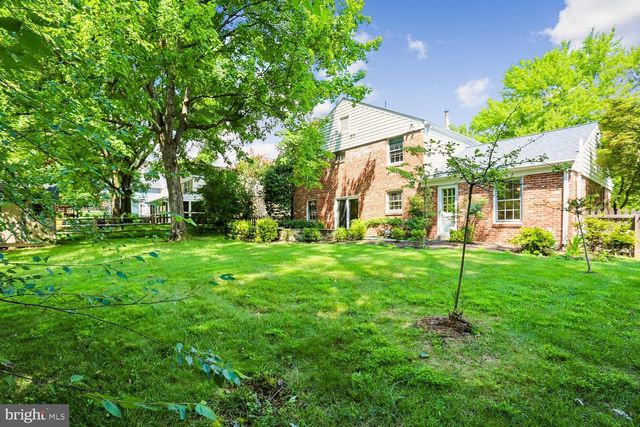 2414 CHILHAM PL, Potomac, MD 20854