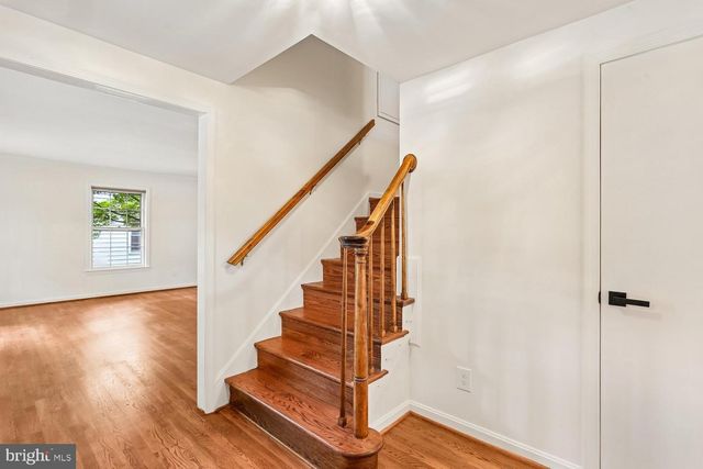 2414 CHILHAM PL, Potomac, MD 20854