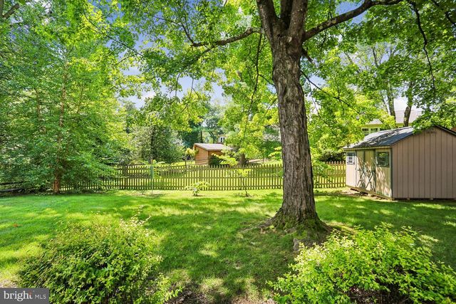 2414 CHILHAM PL, Potomac, MD 20854