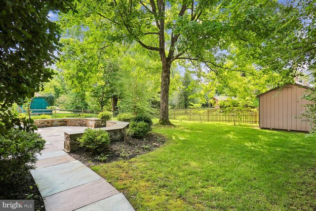 2414 CHILHAM PL, Potomac, MD 20854