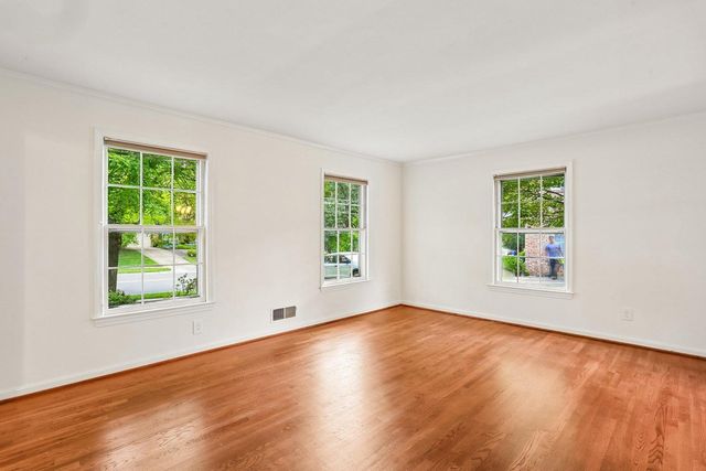 2414 CHILHAM PL, Potomac, MD 20854
