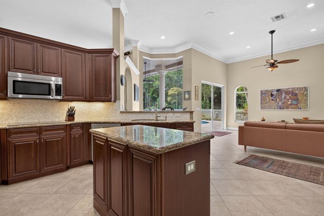 6161 NW 53RD Circle, Coral Springs, FL 33067