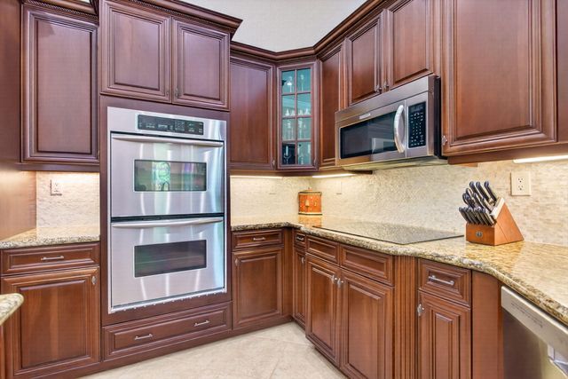 6161 NW 53RD Circle, Coral Springs, FL 33067