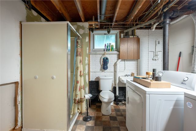2520 Falbrook Drive NE, Cedar Rapids, IA 52402