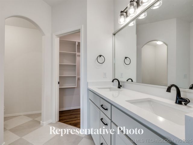 13202 S 72nd East Avenue, Bixby, OK 74008