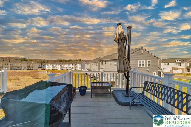 4905 Brookside Court, Upper Saucon Twp, PA 18036