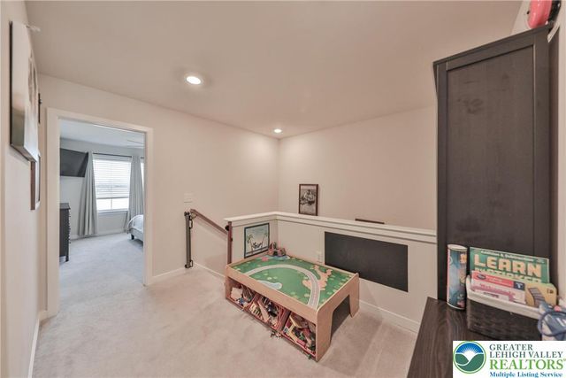 4905 Brookside Court, Upper Saucon Twp, PA 18036