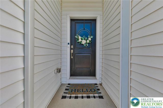 4905 Brookside Court, Upper Saucon Twp, PA 18036
