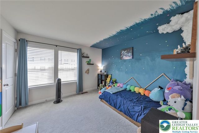 4905 Brookside Court, Upper Saucon Twp, PA 18036
