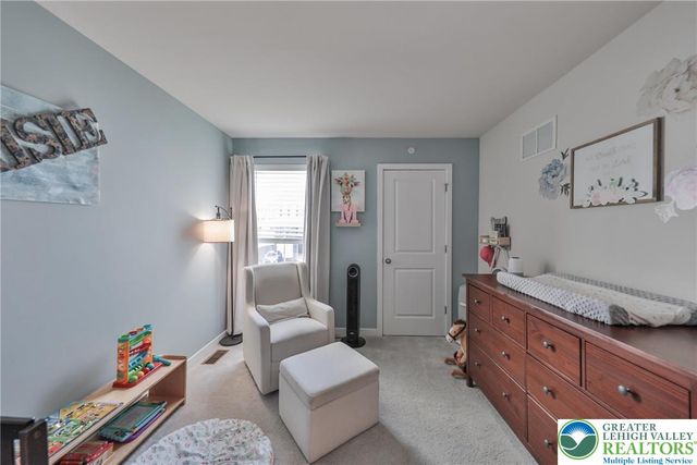 4905 Brookside Court, Upper Saucon Twp, PA 18036
