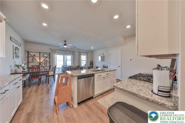 4905 Brookside Court, Upper Saucon Twp, PA 18036