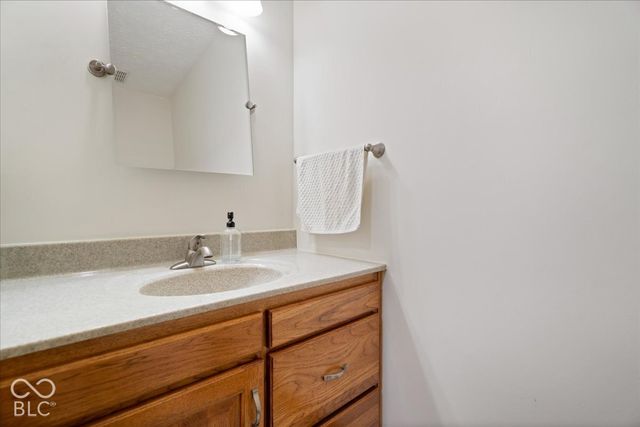 7420 Denton Circle, Indianapolis, IN 46256