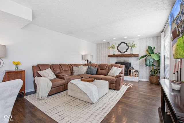 11825 Ashton Drive, Fishers, IN 46038