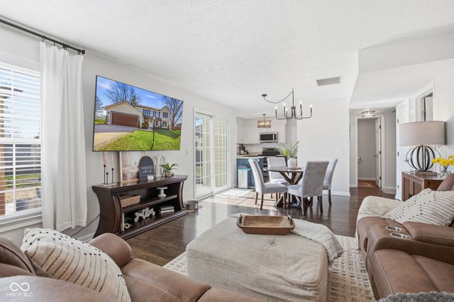 11825 Ashton Drive, Fishers, IN 46038