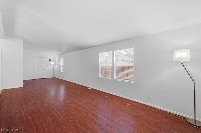 4589 Royal Ridge Boulevard, Las Vegas, NV 89103