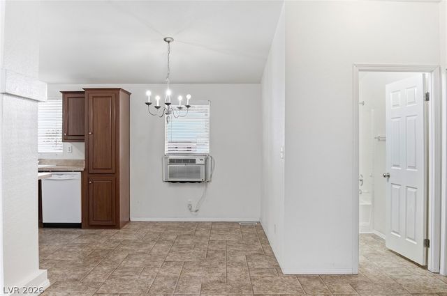 4589 Royal Ridge Boulevard, Las Vegas, NV 89103