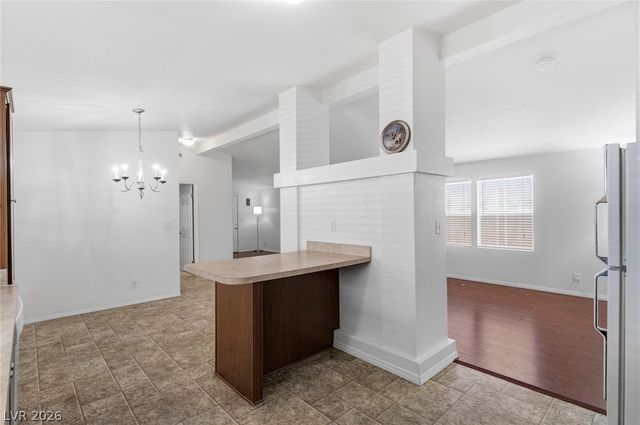 4589 Royal Ridge Boulevard, Las Vegas, NV 89103