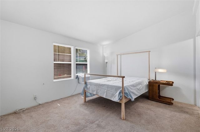 4589 Royal Ridge Boulevard, Las Vegas, NV 89103