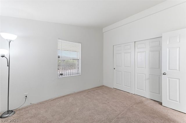 4589 Royal Ridge Boulevard, Las Vegas, NV 89103