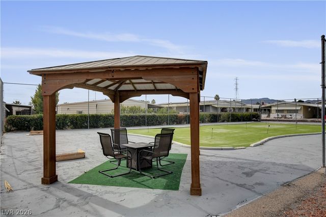 4589 Royal Ridge Boulevard, Las Vegas, NV 89103