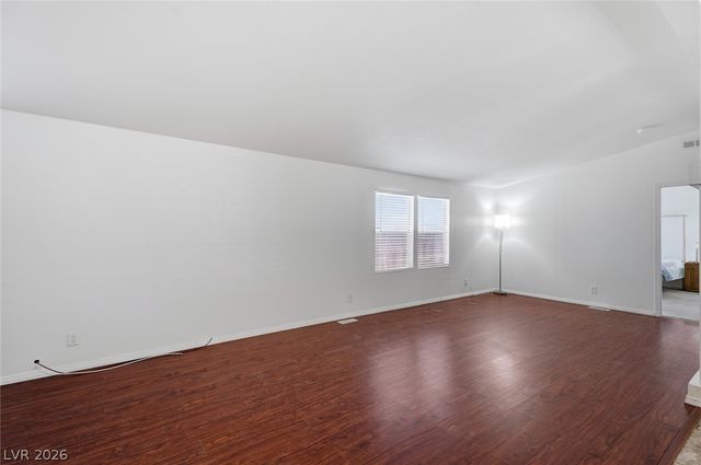 4589 Royal Ridge Boulevard, Las Vegas, NV 89103