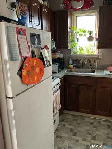 22 Suffield Street, Windsor Locks, CT 06096