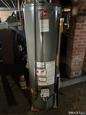 22 Suffield Street, Windsor Locks, CT 06096