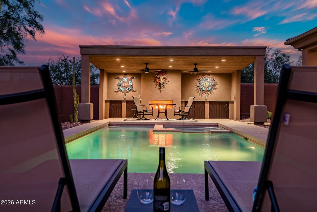 42144 N MOUNTAIN COVE Drive, Phoenix, AZ 85086 — photo 2