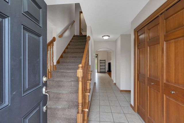 2085 BRACTON ROAD, Suamico, WI 54173