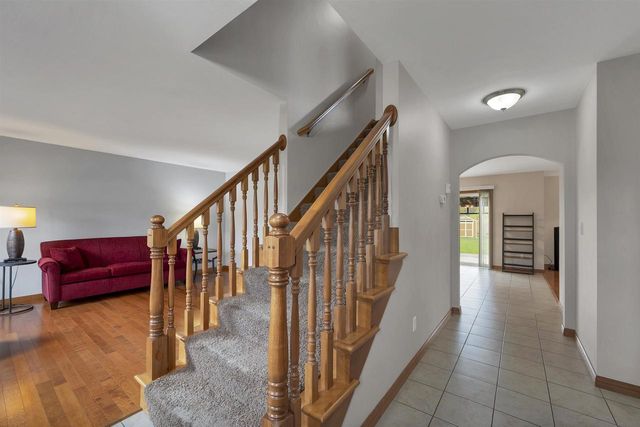 2085 BRACTON ROAD, Suamico, WI 54173