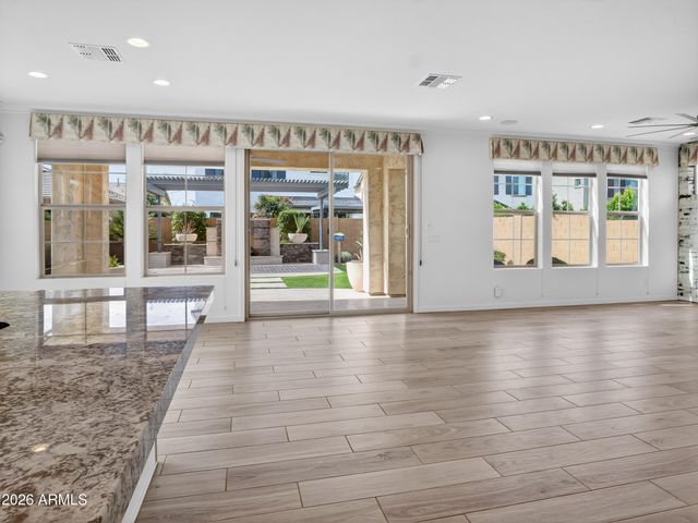 2141 E FLAMINGO Way, Gilbert, AZ 85297