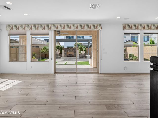 2141 E FLAMINGO Way, Gilbert, AZ 85297