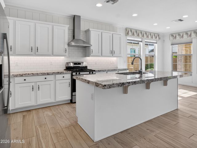 2141 E FLAMINGO Way, Gilbert, AZ 85297