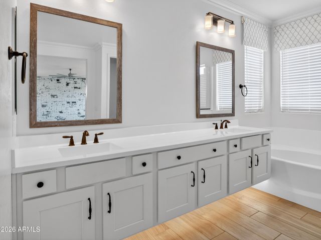 2141 E FLAMINGO Way, Gilbert, AZ 85297